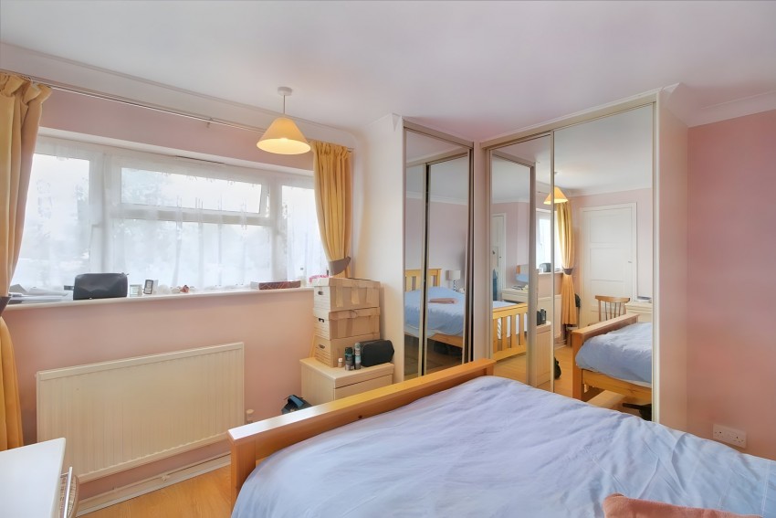 Images for Cheshunt, Waltham Cross, Hertfordshire EAID:3131305421 BID:11055924