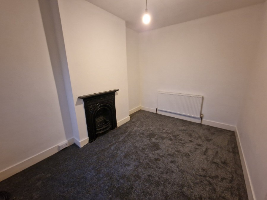Images for King Edward Road, Waltham Cross, Hertfordshire EAID:3131305421 BID:11055924