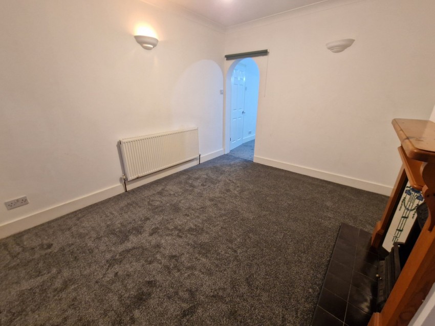 Images for King Edward Road, Waltham Cross, Hertfordshire EAID:3131305421 BID:11055924