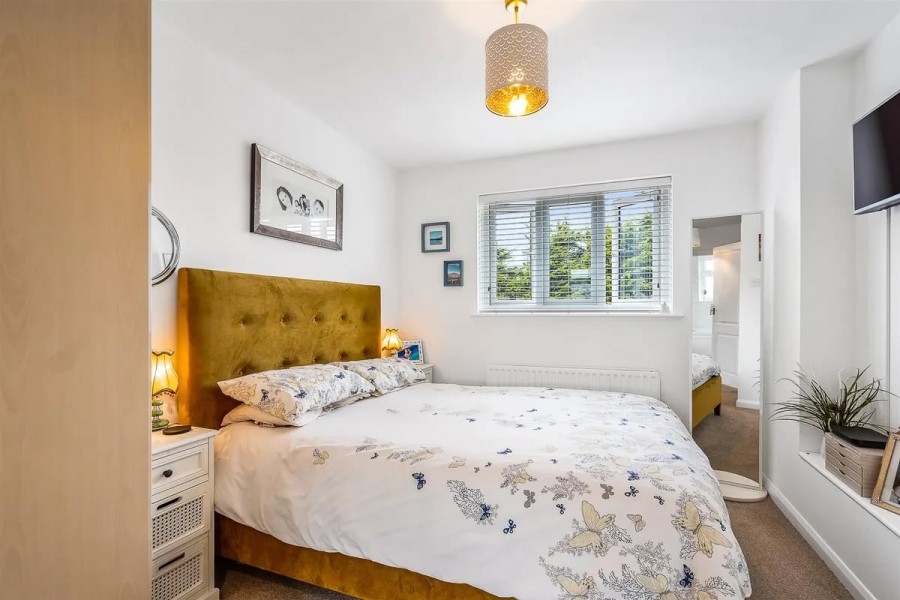 Images for Longfield Lane, Cheshunt, Hertfordshire EAID:3131305421 BID:11055924