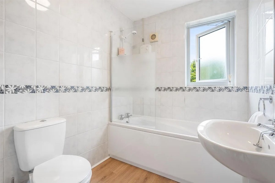 Images for Longfield Lane, Cheshunt, Hertfordshire EAID:3131305421 BID:11055924