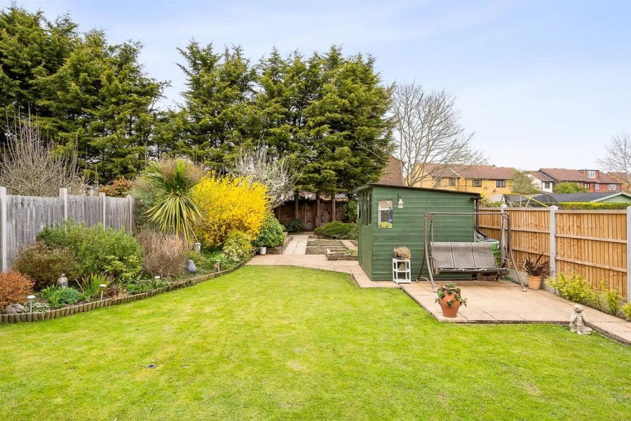 Images for Longfield Lane, Cheshunt, Hertfordshire EAID:3131305421 BID:11055924