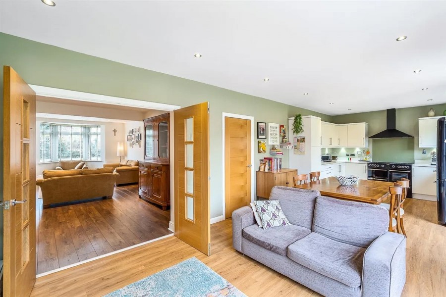 Images for Longfield Lane, Cheshunt, Hertfordshire EAID:3131305421 BID:11055924