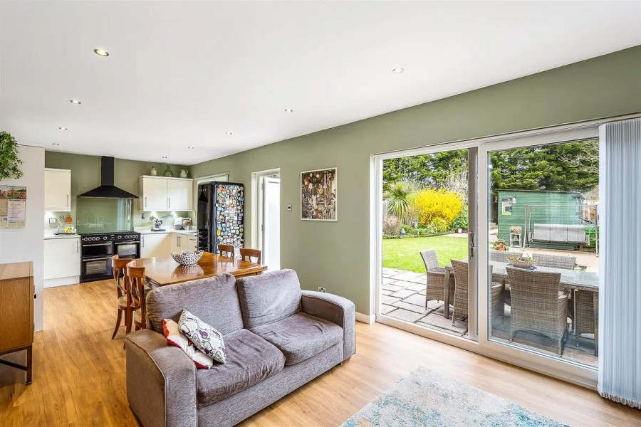 Images for Longfield Lane, Cheshunt, Hertfordshire EAID:3131305421 BID:11055924