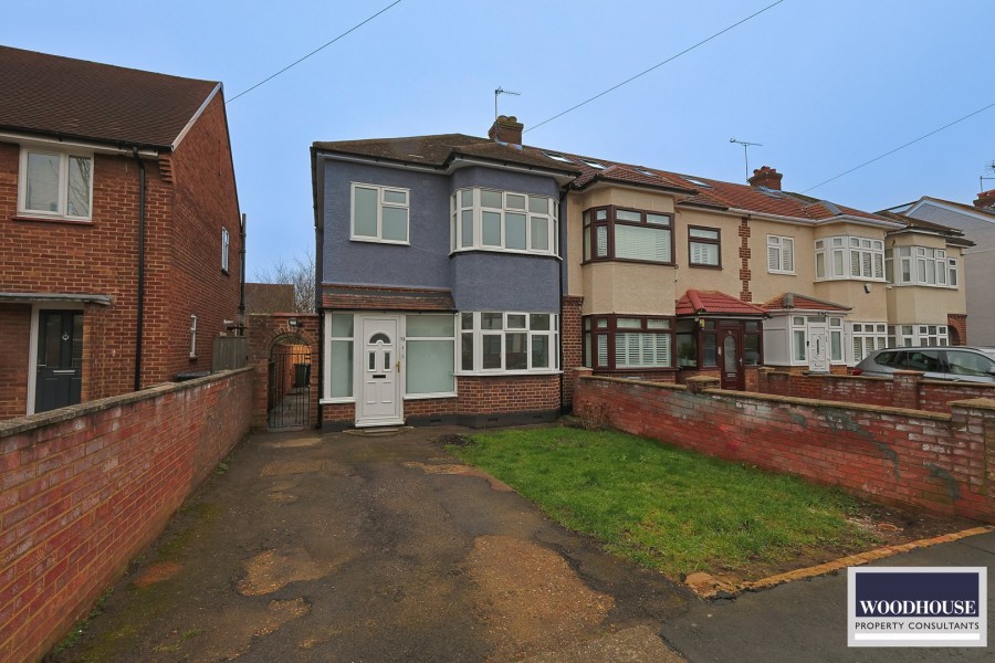 Images for Hurst Drive, Waltham Cross, Hertfordshire EAID:3131305421 BID:11055924
