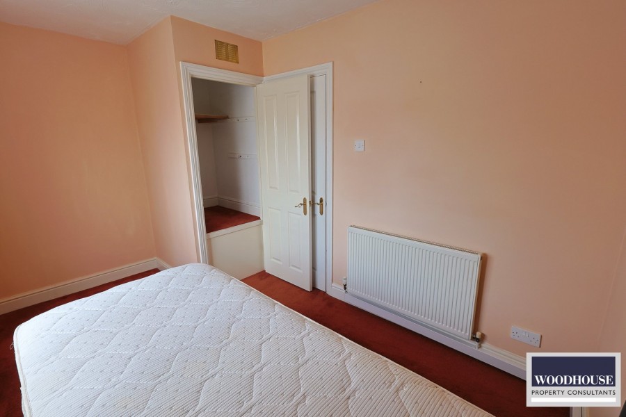 Images for Cheshunt, Waltham Cross, Hertfordshire EAID:3131305421 BID:11055924