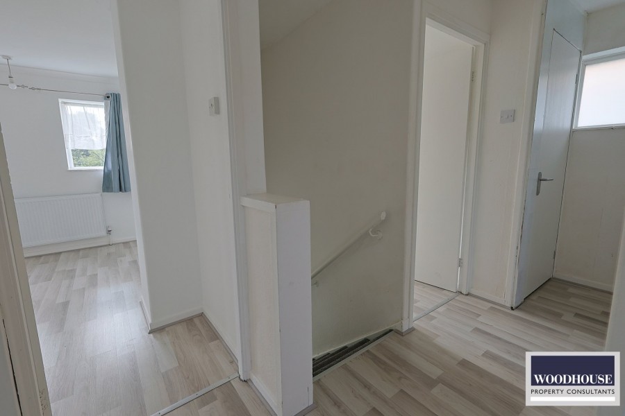 Images for Cheshunt, Waltham Cross, Hertfordshire EAID:3131305421 BID:11055924