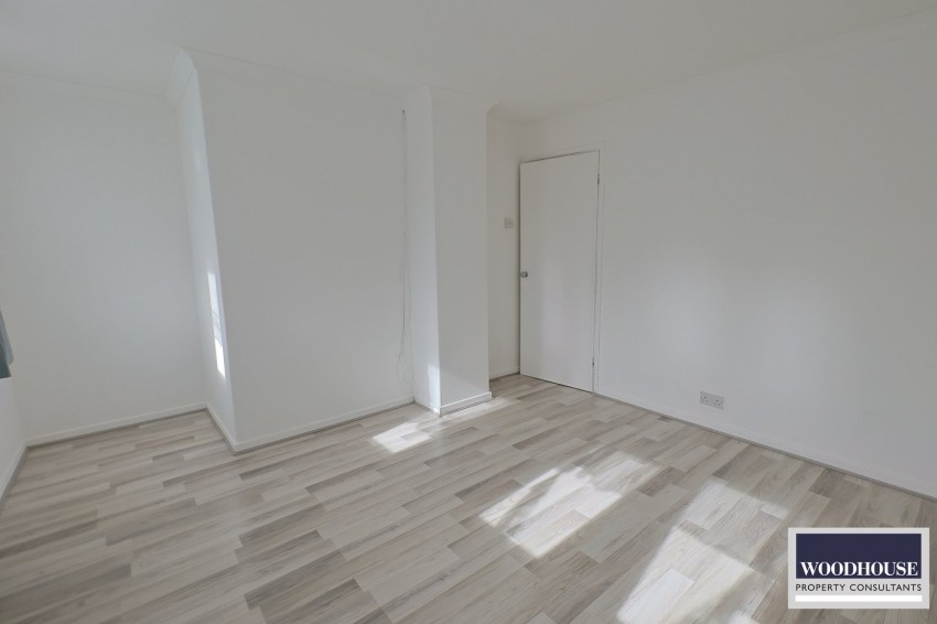 Images for Cheshunt, Waltham Cross, Hertfordshire EAID:3131305421 BID:11055924