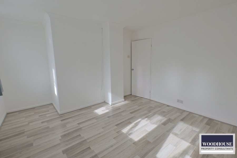 Images for Cheshunt, Waltham Cross, Hertfordshire EAID:3131305421 BID:11055924