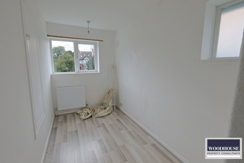 Images for Cheshunt, Waltham Cross, Hertfordshire EAID:3131305421 BID:11055924