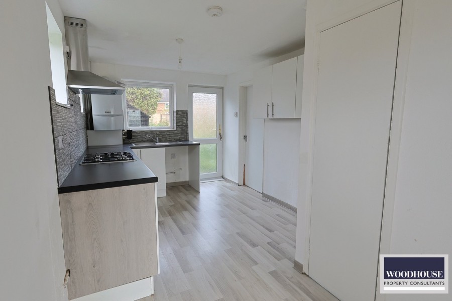 Images for Cheshunt, Waltham Cross, Hertfordshire EAID:3131305421 BID:11055924