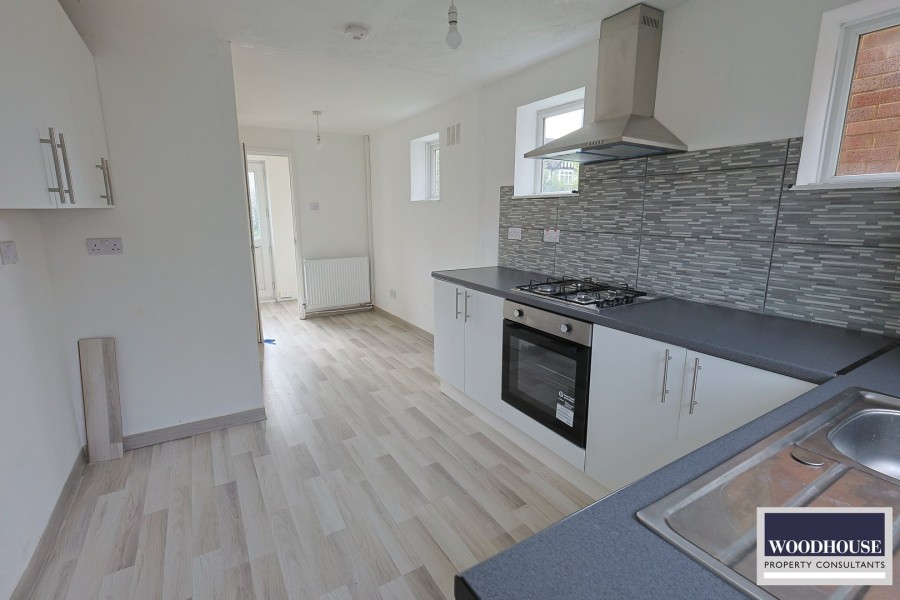 Images for Cheshunt, Waltham Cross, Hertfordshire EAID:3131305421 BID:11055924