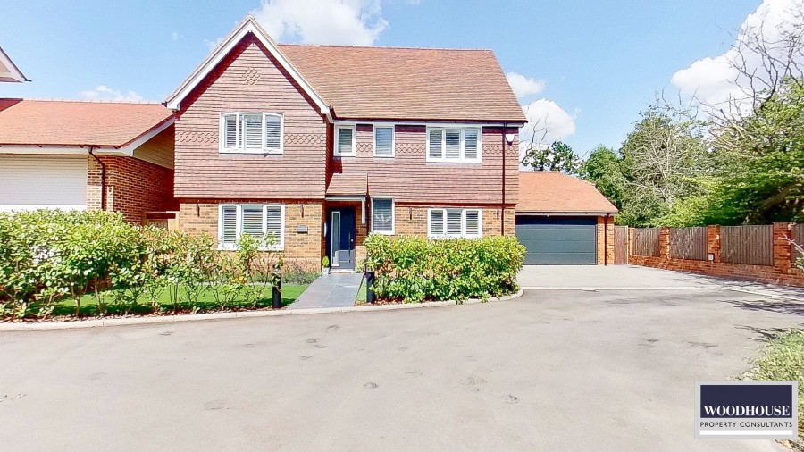 Images for Crouch Lane, Goffs Oak, Hertfordshire EAID:3131305421 BID:11055924