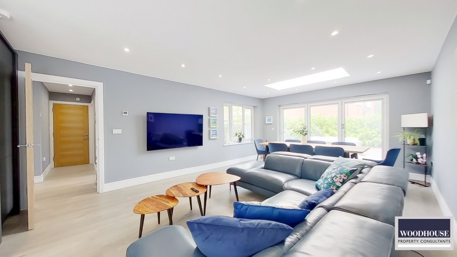 Images for Crouch Lane, Goffs Oak, Hertfordshire EAID:3131305421 BID:11055924