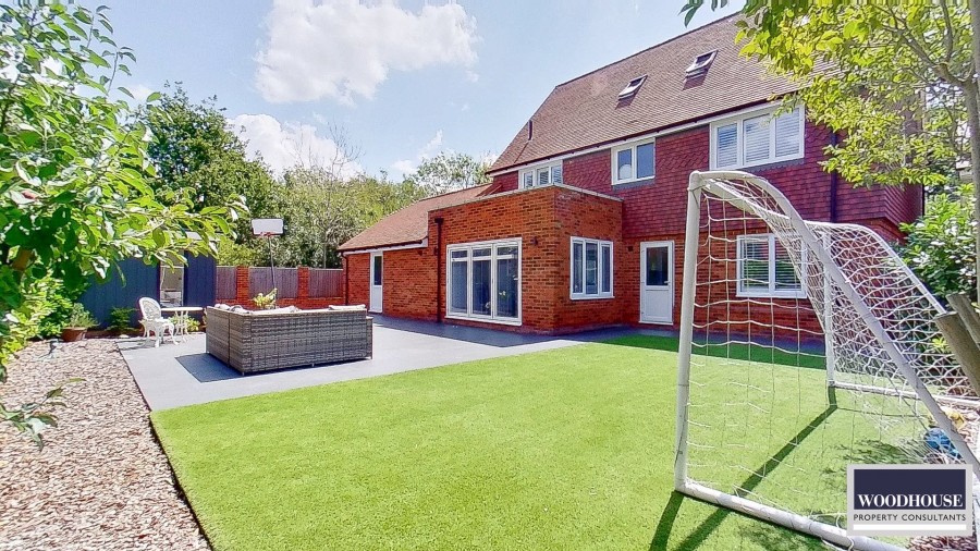 Images for Crouch Lane, Goffs Oak, Hertfordshire EAID:3131305421 BID:11055924
