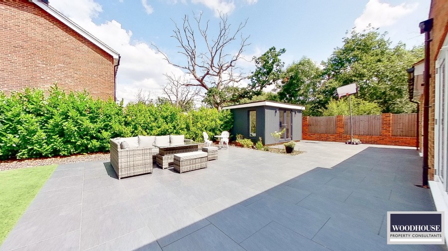 Images for Crouch Lane, Goffs Oak, Hertfordshire EAID:3131305421 BID:11055924