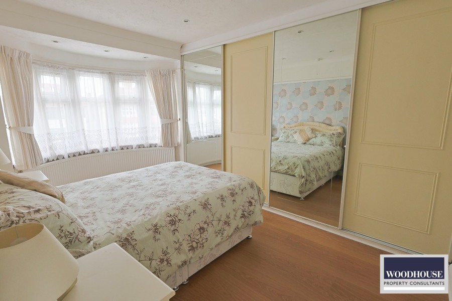 Images for Meadway, Enfield, Greater London EAID:3131305421 BID:11055924