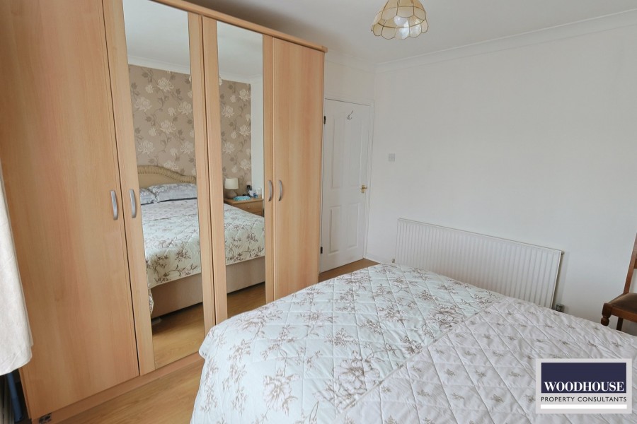 Images for Meadway, Enfield, Greater London EAID:3131305421 BID:11055924