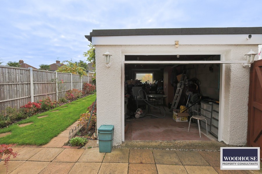 Images for Meadway, Enfield, Greater London EAID:3131305421 BID:11055924