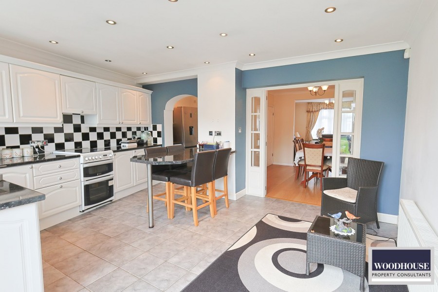 Images for Meadway, Enfield, Greater London EAID:3131305421 BID:11055924