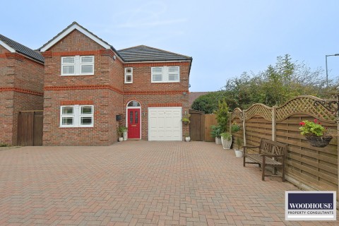 Hammondstreet Road, Cheshunt, Hertfordshire