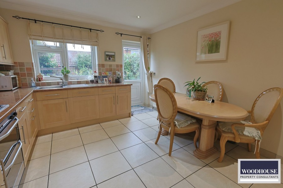 Images for Hammondstreet Road, Cheshunt, Hertfordshire EAID:3131305421 BID:11055924