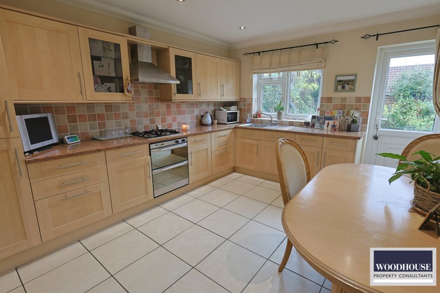 Images for Hammondstreet Road, Cheshunt, Hertfordshire EAID:3131305421 BID:11055924