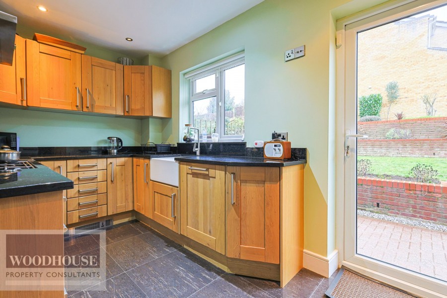 Images for Roundcroft, Cheshunt, Hertfordshire EAID:3131305421 BID:11055924