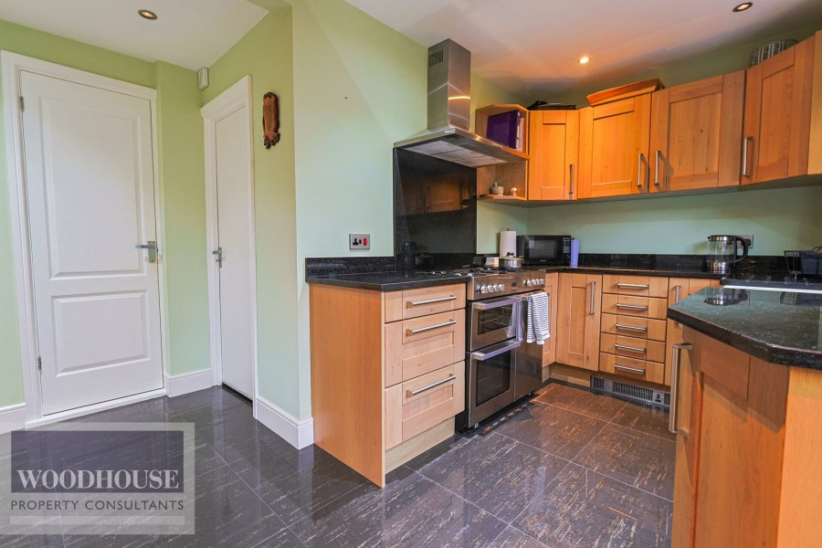 Images for Roundcroft, Cheshunt, Hertfordshire EAID:3131305421 BID:11055924