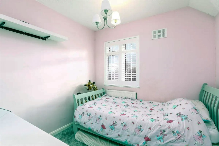Images for Goffs Oak, Waltham Cross, Hertfordshire EAID:3131305421 BID:11055924
