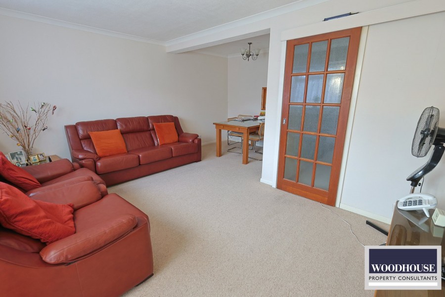 Images for Park Lane, Waltham Cross, Hertfordshire EAID:3131305421 BID:11055924