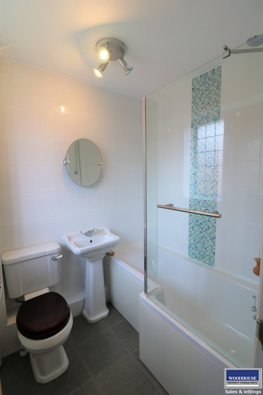 Images for Cheshunt, Waltham Cross, Hertfordshire EAID:3131305421 BID:11055924
