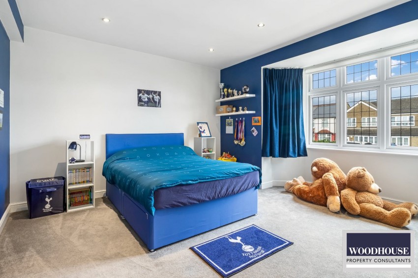 Images for Cheshunt, Waltham Cross, Hertfordshire EAID:3131305421 BID:11055924