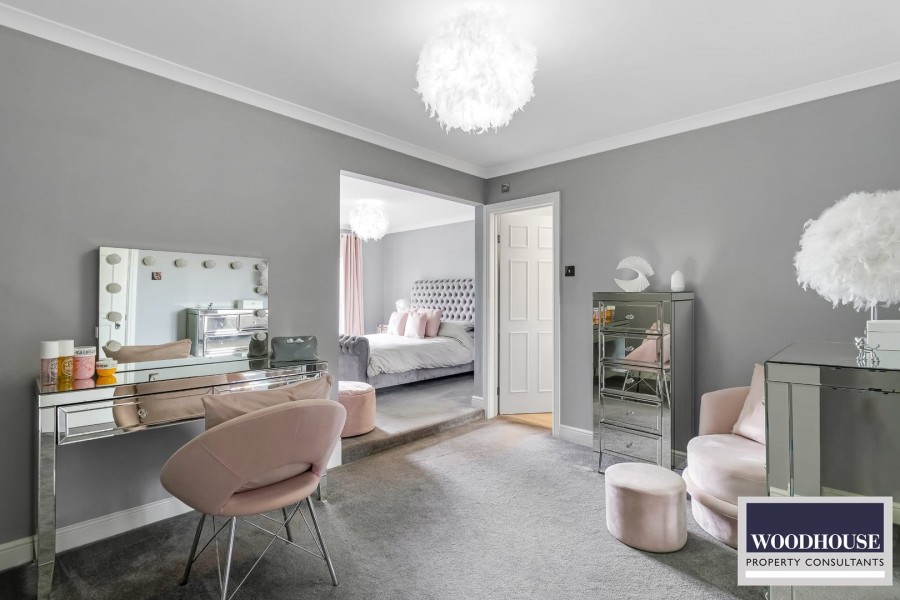 Images for Cheshunt, Waltham Cross, Hertfordshire EAID:3131305421 BID:11055924