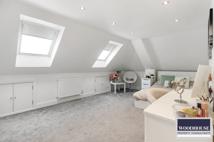 Images for Cheshunt, Waltham Cross, Hertfordshire EAID:3131305421 BID:11055924