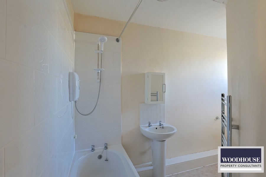 Images for Cheshunt Wash, Cheshunt, Hertfordshire EAID:3131305421 BID:11055924