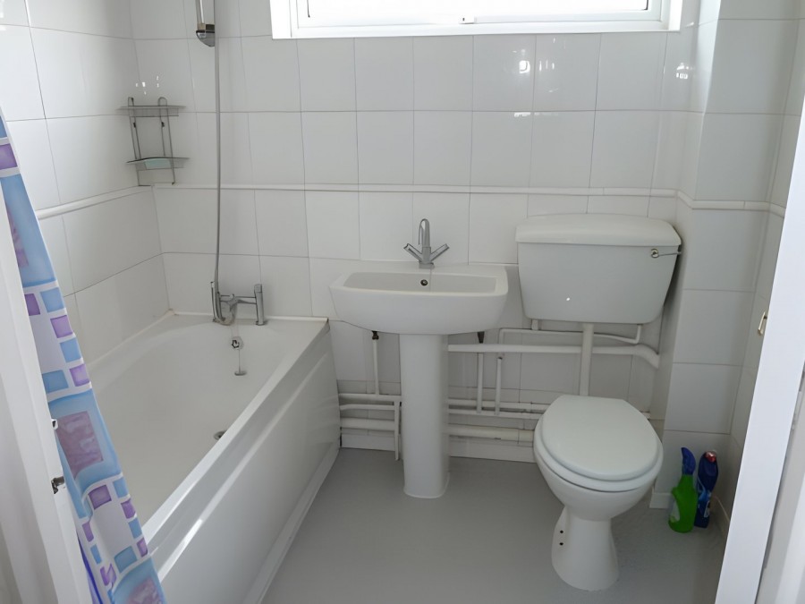 Images for York Road, Stevenage, Hertfordshire EAID:3131305421 BID:11055924