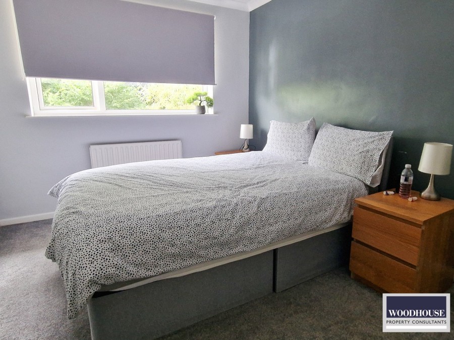 Images for Cheshunt, Waltham Cross, Hertfordshire EAID:3131305421 BID:11055924