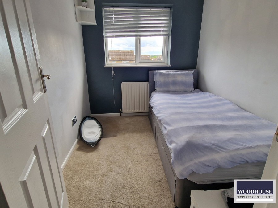 Images for Cheshunt, Waltham Cross, Hertfordshire EAID:3131305421 BID:11055924