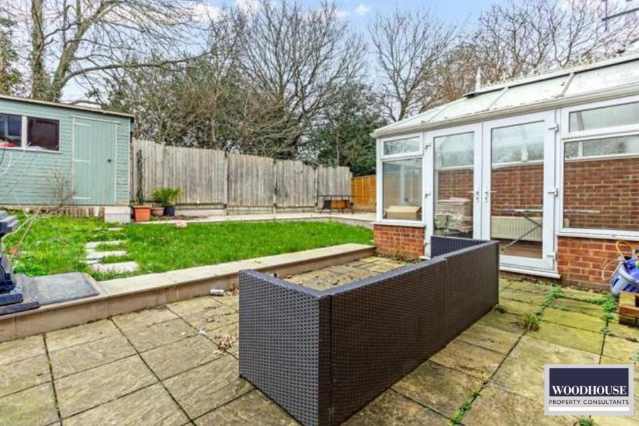 Images for Cheshunt, Waltham Cross, Hertfordshire EAID:3131305421 BID:11055924