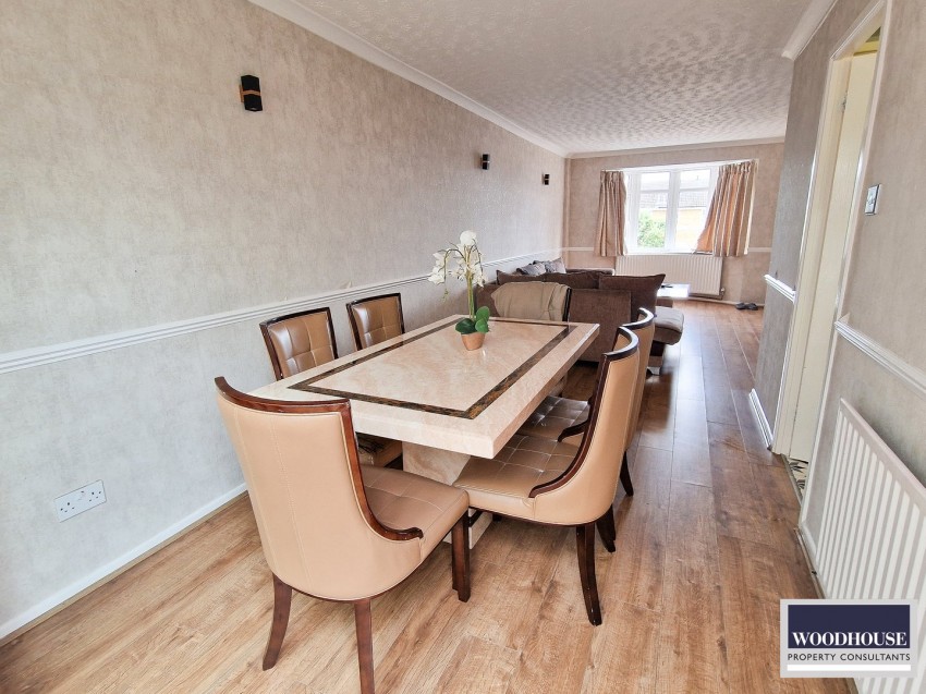 Images for Cheshunt, Waltham Cross, Hertfordshire EAID:3131305421 BID:11055924