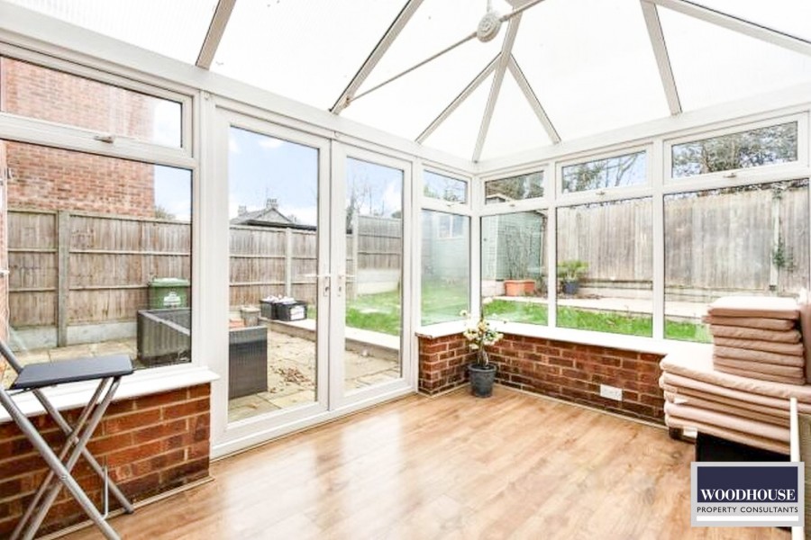 Images for Cheshunt, Waltham Cross, Hertfordshire EAID:3131305421 BID:11055924