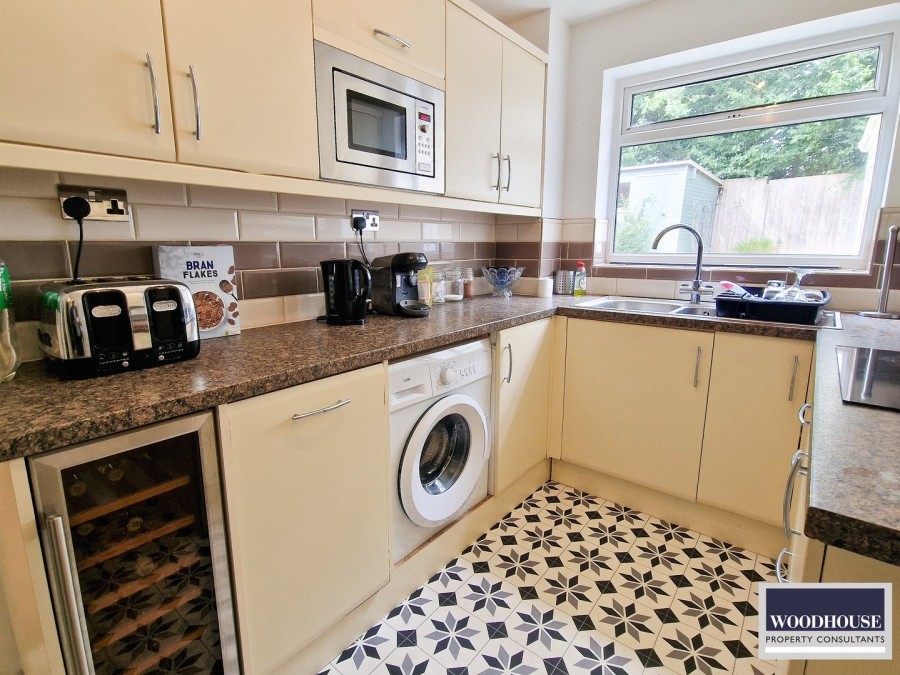 Images for Cheshunt, Waltham Cross, Hertfordshire EAID:3131305421 BID:11055924