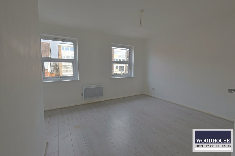 Images for Crossbrook Street, Cheshunt, Hertfordshire EAID:3131305421 BID:11055924