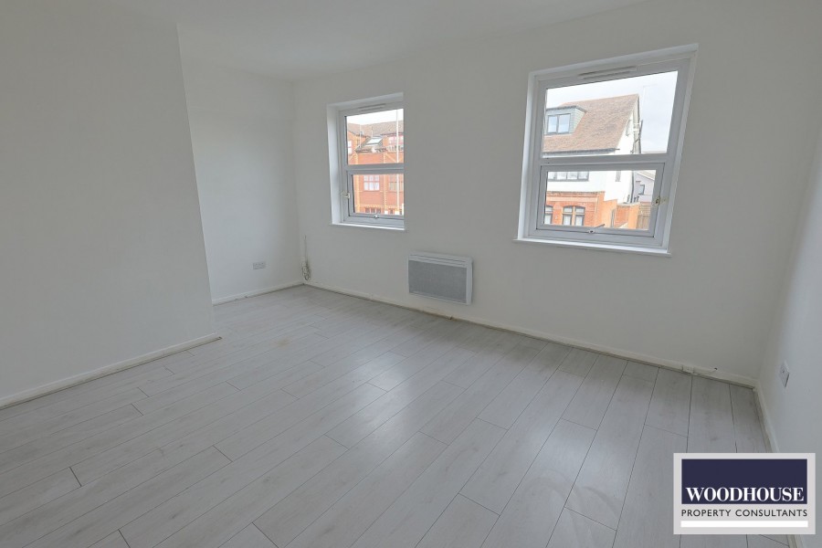 Images for Crossbrook Street, Cheshunt, Hertfordshire EAID:3131305421 BID:11055924