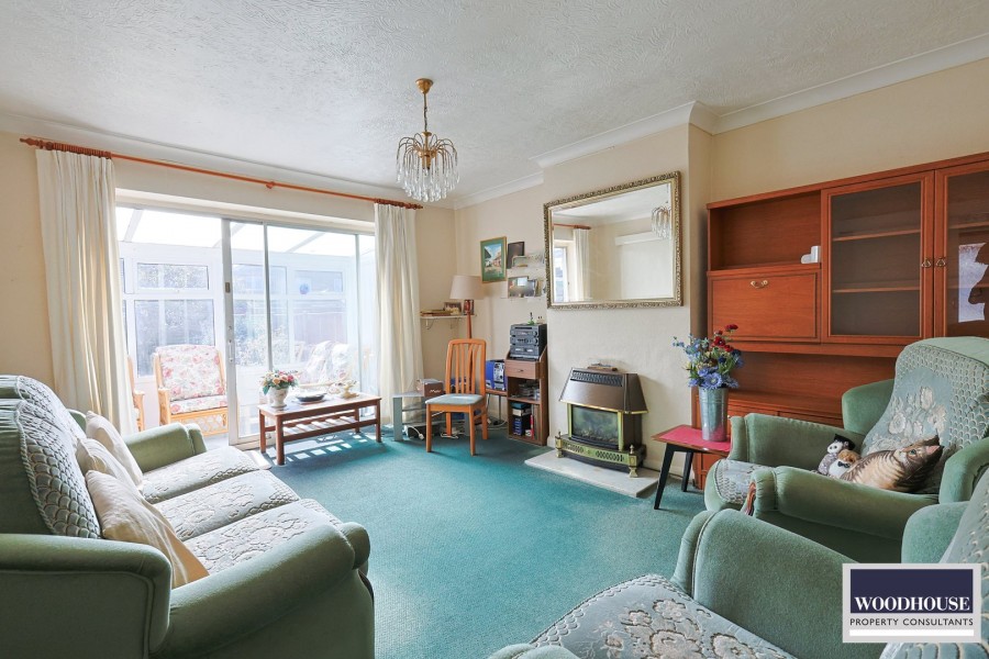 Images for Cheshunt, Waltham Cross, Hertfordshire EAID:3131305421 BID:11055924