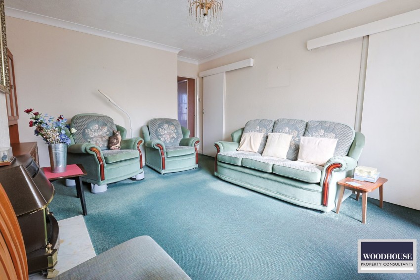 Images for Cheshunt, Waltham Cross, Hertfordshire EAID:3131305421 BID:11055924
