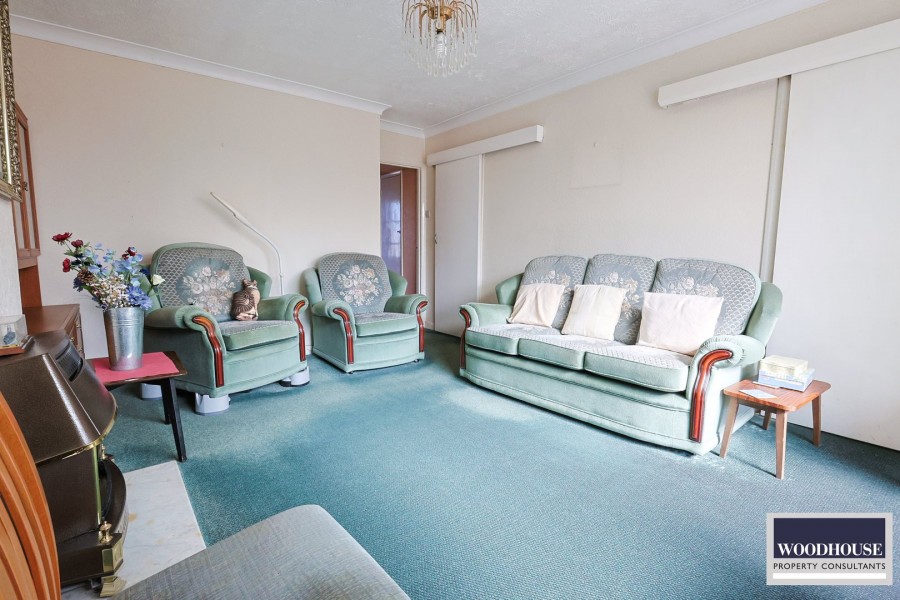 Images for Cheshunt, Waltham Cross, Hertfordshire EAID:3131305421 BID:11055924