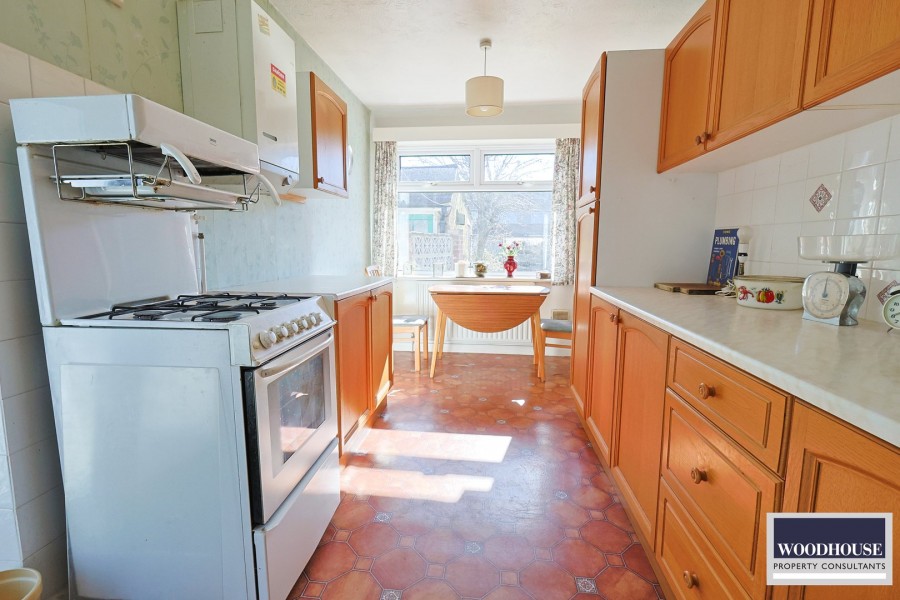 Images for Cheshunt, Waltham Cross, Hertfordshire EAID:3131305421 BID:11055924
