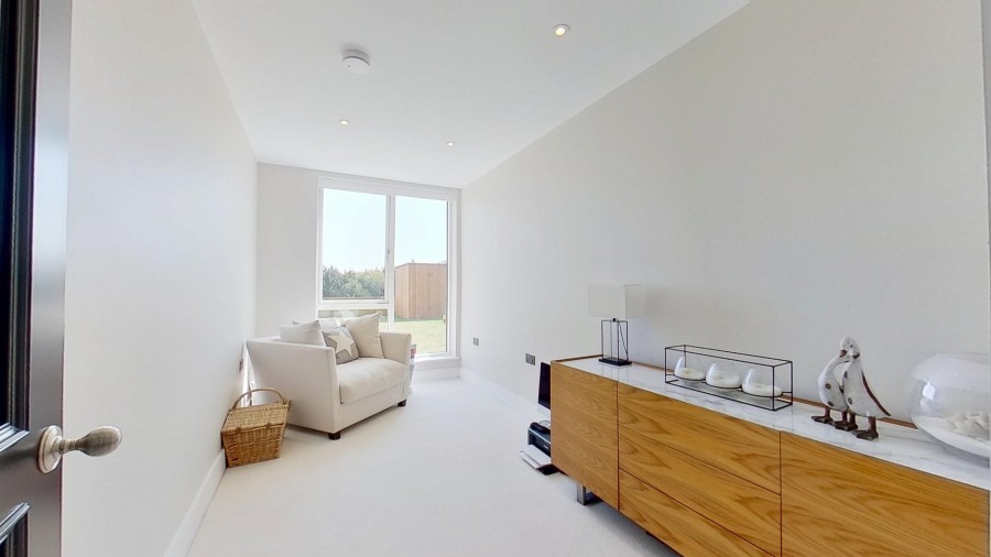 Images for Crouch Lane, Goffs Oak, Hertfordshire EAID:3131305421 BID:11055924